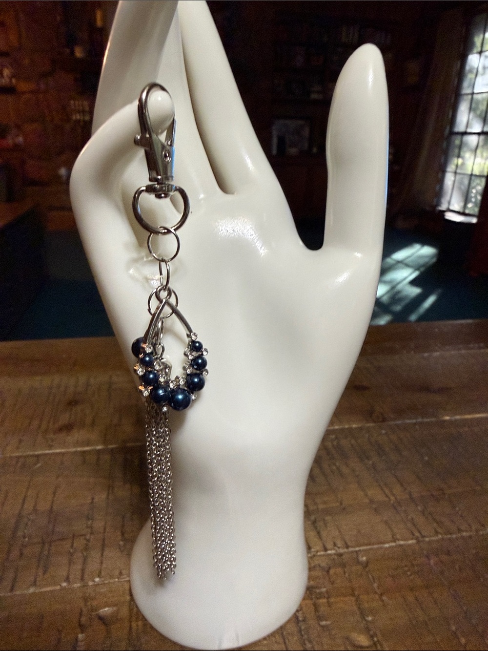 Elegant Navy Pearl Tassel Keychain